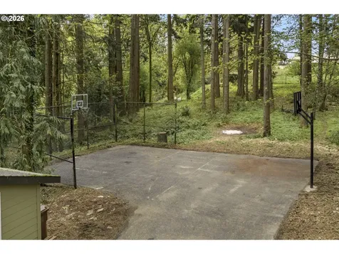 11930 SE Mount Scott Boulevard Happy Valley OR 97086