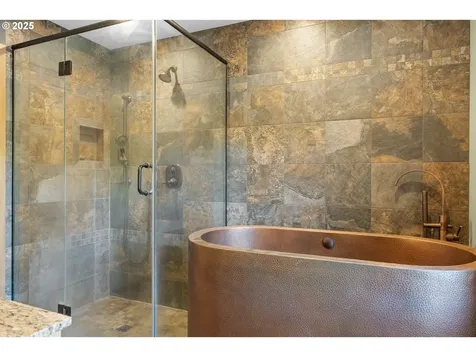 1254 SE Reservoir Avenue Roseburg OR 97470