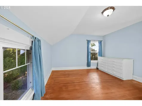 1254 SE Reservoir Avenue Roseburg OR 97470