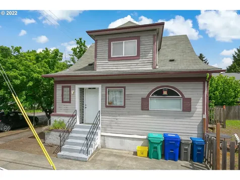 7927 N Fessenden Street Portland OR 97203