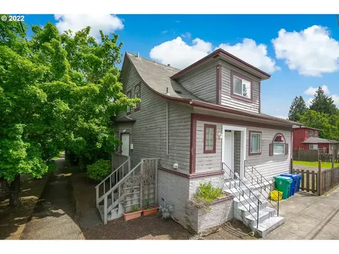 7927 N Fessenden Street Portland OR 97203
