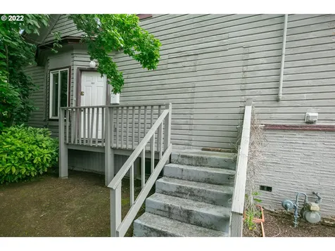 7927 N Fessenden Street Portland OR 97203