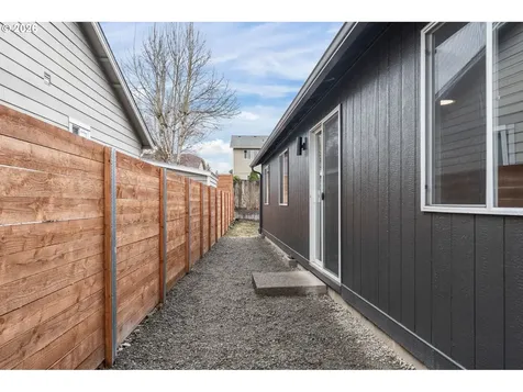15805 NE 48th Circle Vancouver WA 98682
