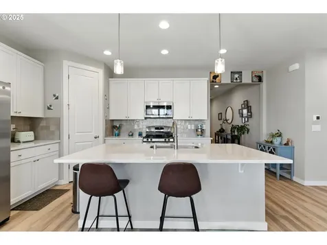 540 N Avery Drive Ridgefield WA 98642