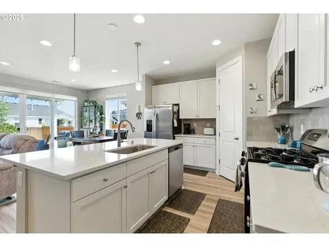 540 N Avery Drive Ridgefield WA 98642