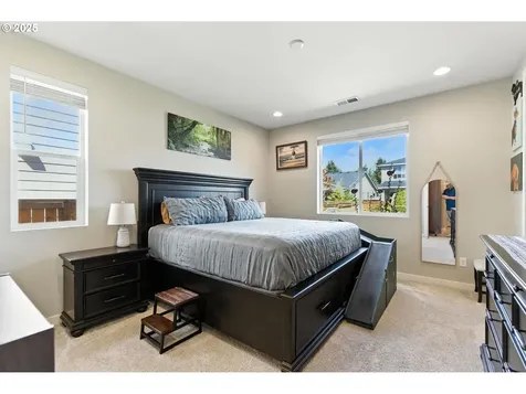 540 N Avery Drive Ridgefield WA 98642