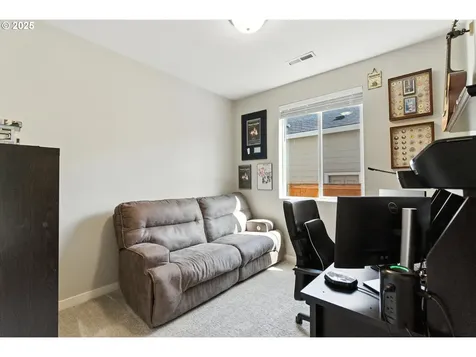 540 N Avery Drive Ridgefield WA 98642