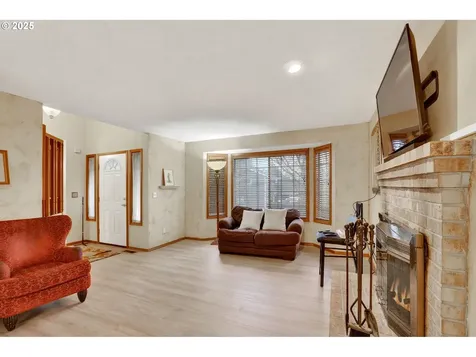 67 NW Orchard Place Gresham OR 97030
