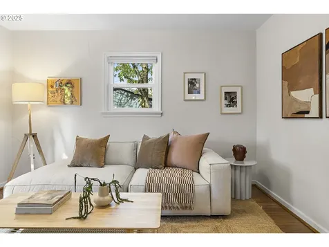 5435 NE Skidmore Street Portland OR 97218