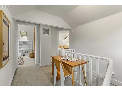 5435 NE Skidmore Street Portland OR 97218