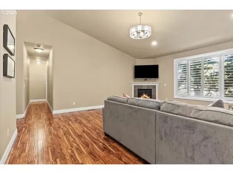 119 Duniway Court SE Salem OR 97306
