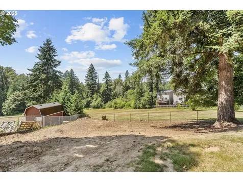16581 SE Stoneybrook Court Clackamas OR 97015