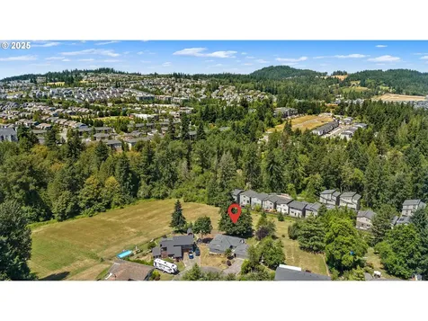 16581 SE Stoneybrook Court Clackamas OR 97015