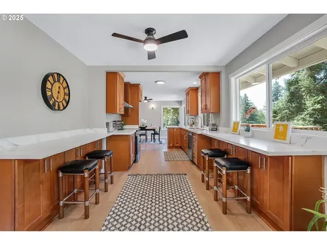 16581 SE Stoneybrook Court Clackamas OR 97015