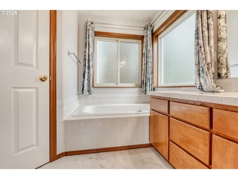 17441 Wake Robin Circle Oregon City OR 97045