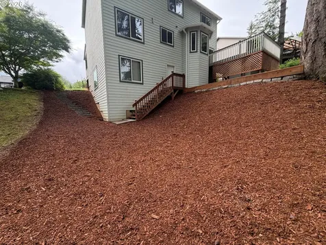 17441 Wake Robin Circle Oregon City OR 97045