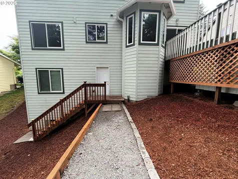 17441 Wake Robin Circle Oregon City OR 97045