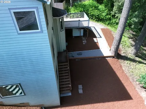 17441 Wake Robin Circle Oregon City OR 97045