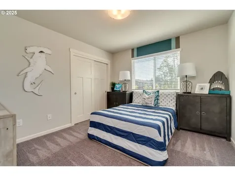 8770 N Otter Circle Camas WA 98607