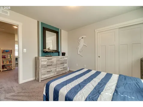 8770 N Otter Circle Camas WA 98607