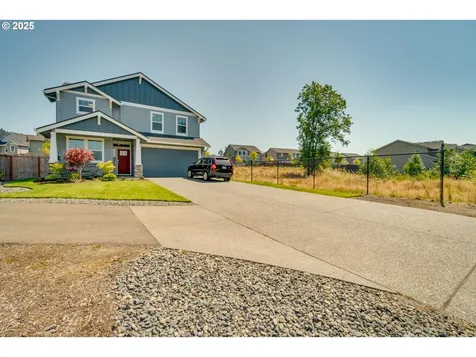 8770 N Otter Circle Camas WA 98607