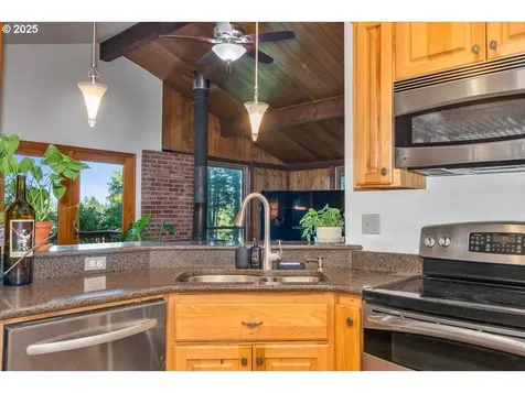 15895 S Hattan Road Oregon City OR 97045