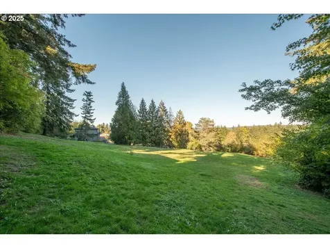 15895 S Hattan Road Oregon City OR 97045
