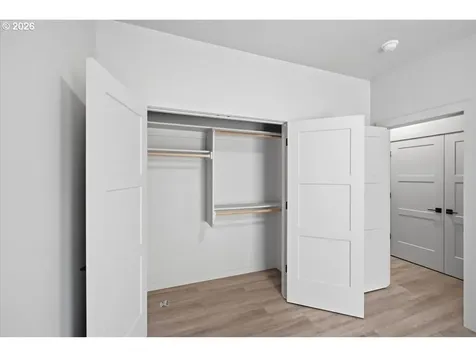 1390 Overlook (-1396) Avenue NW Salem OR 97304