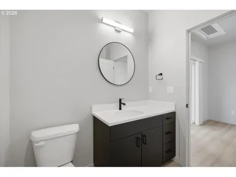 1390 Overlook (-1396) Avenue NW Salem OR 97304
