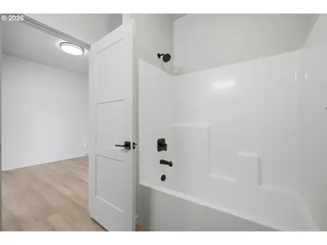 1390 Overlook (-1396) Avenue NW Salem OR 97304