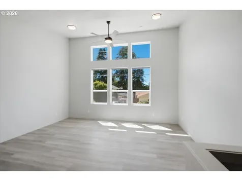 1390 Overlook (-1396) Avenue NW Salem OR 97304