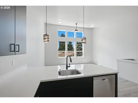 1390 Overlook (-1396) Avenue NW Salem OR 97304