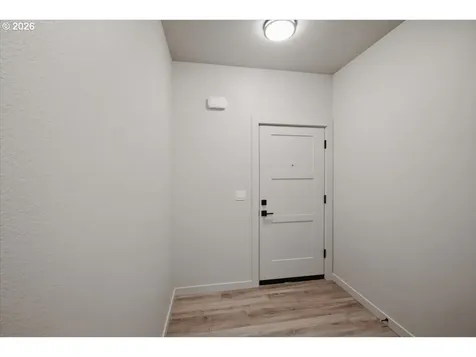 1390 Overlook (-1396) Avenue NW Salem OR 97304