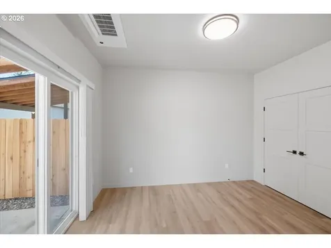 1390 Overlook (-1396) Avenue NW Salem OR 97304