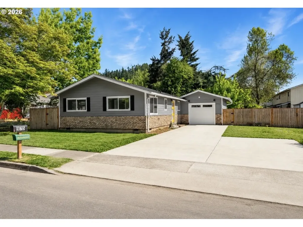 975 Evergreen Drive Creswell OR 97426
