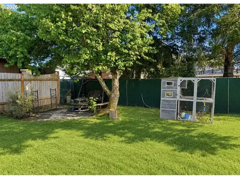 975 Evergreen Drive Creswell OR 97426