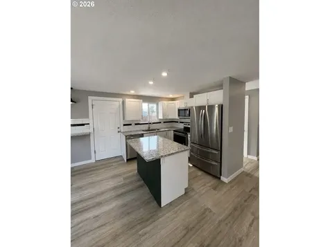 975 Evergreen Drive Creswell OR 97426