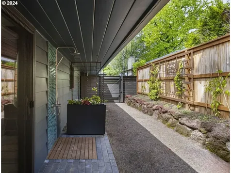 3400 SW 100th Avenue Portland OR 97225