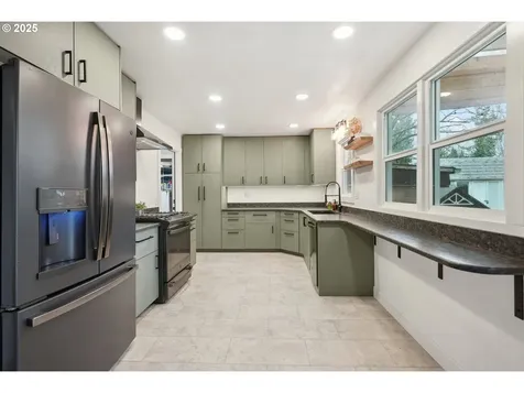 4056 Alana Avenue SE Salem OR 97302