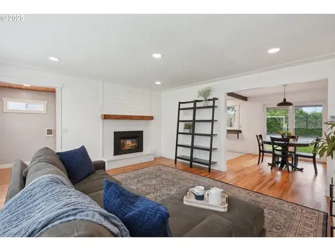 4056 Alana Avenue SE Salem OR 97302