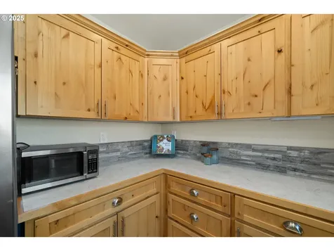 17905 Ocean Boulevard Rockaway Beach OR 97136