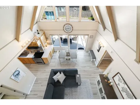 17905 Ocean Boulevard Rockaway Beach OR 97136