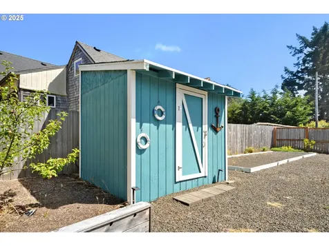 17905 Ocean Boulevard Rockaway Beach OR 97136