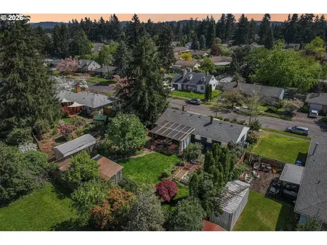 12335 SE Salmon Street Portland OR 97233