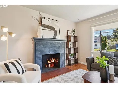 12335 SE Salmon Street Portland OR 97233