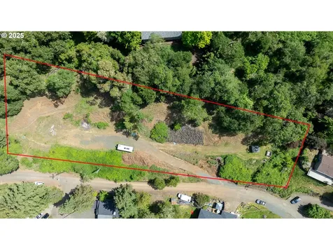 679 SE Fisher Drive Roseburg OR 97470