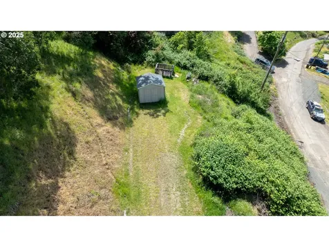 679 SE Fisher Drive Roseburg OR 97470