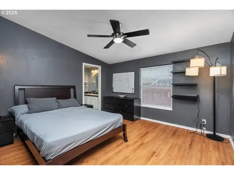 9311/9315 SE Grant Street Portland OR 97216