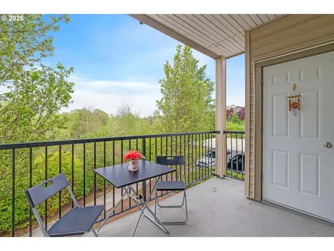 10834 NE Holly Street Hillsboro OR 97006