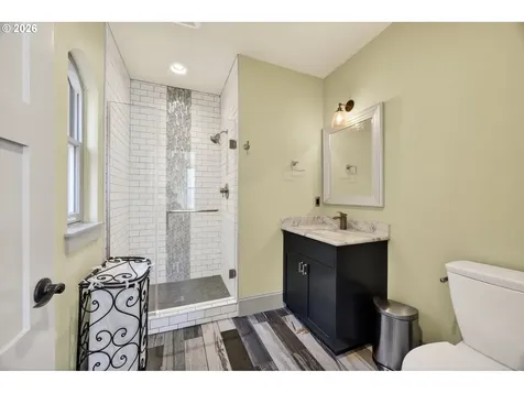 121 SW Gibbs Street Portland OR 97239